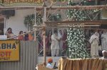 at Akshay Kumar_s sister Alka Bhatia_s wedding with Surendra Hiranandani in Four Bungalows Gurdwara on 23rd Dec 2012 (26).JPG